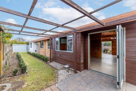 Photo of property in 24 Halcione Close, Flagstaff, Hamilton, 3210