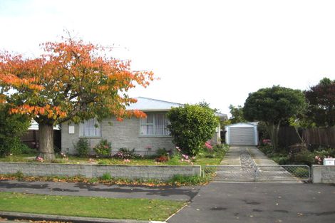 Photo of property in 3 La Perouse Place, Northcote, Christchurch, 8052