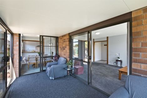 Photo of property in 20 Karnak Crescent, Russley, Christchurch, 8042