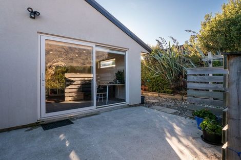 Photo of property in 28 Woodstock Road, Lower Shotover, Queenstown, 9304