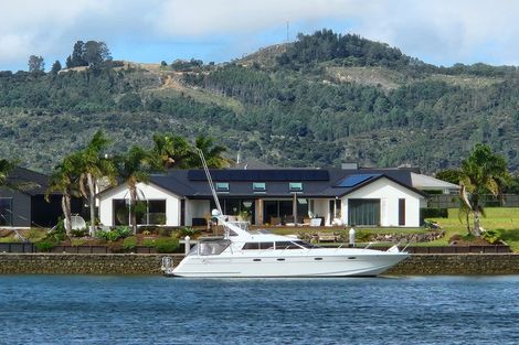 Photo of property in 7 Capstan Crescent, Whitianga, 3510