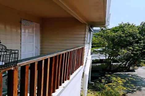 Photo of property in 1/31 Becroft Drive, Forrest Hill, Auckland, 0620