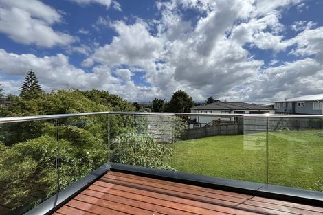 Photo of property in 8/18 Sylvan Crescent, Te Atatu South, Auckland, 0610