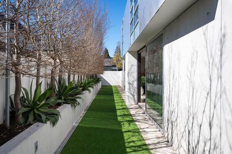 Photo of property in 11 Waiwetu Street, Fendalton, Christchurch, 8052