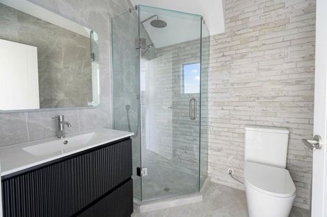 Photo of property in 47 Cambridge Terrace, Papatoetoe, Auckland, 2025