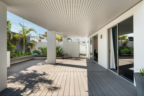 Photo of property in 116 Karewa Parade, Papamoa Beach, Papamoa, 3118