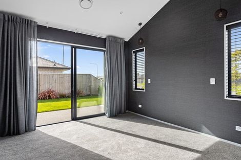 Photo of property in 65 Tara Crescent, Woodend, 7610