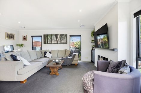 Photo of property in 6 Duggan Drive, Owhata, Rotorua, 3010