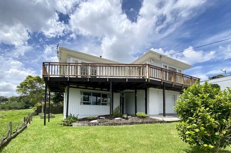 Photo of property in 7 Chamberlain Road, Massey, Auckland, 0614