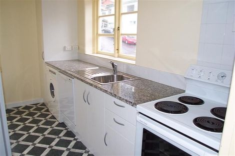 Photo of property in 82 Majoribanks Street, Mount Victoria, Wellington, 6011