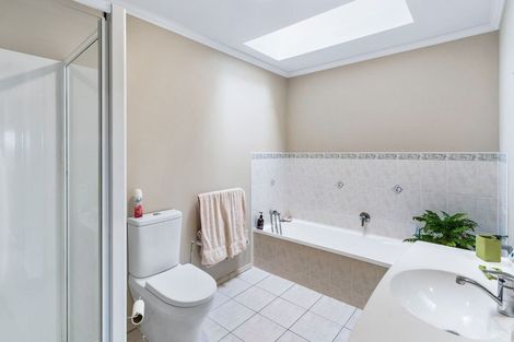 Photo of property in 44 Rush Creek Drive, Westgate, Auckland, 0614