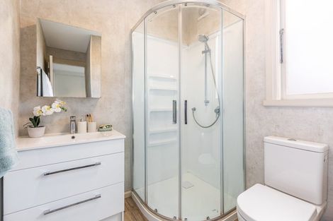 Photo of property in 4 Brougham Street, Mount Victoria, Wellington, 6011