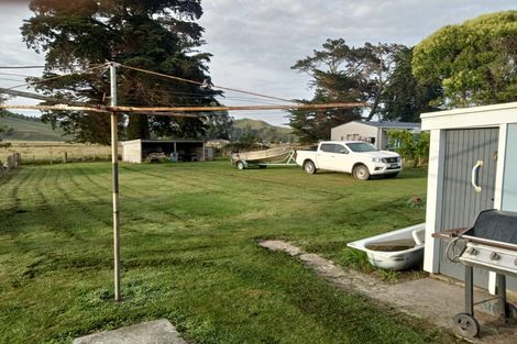 Photo of property in 2 Hauiti Road, Tolaga Bay, 4077