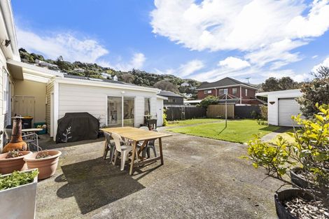 Photo of property in 10 Moselle Street, Island Bay, Wellington, 6023