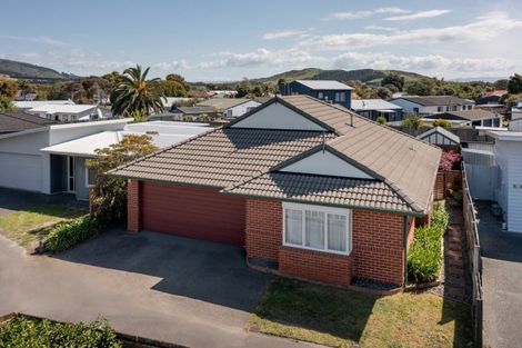 Photo of property in 19 Santa Barbara Drive, Papamoa Beach, Papamoa, 3118