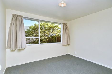 Photo of property in 2/5 Tamarisk Place, Parklands, Christchurch, 8083