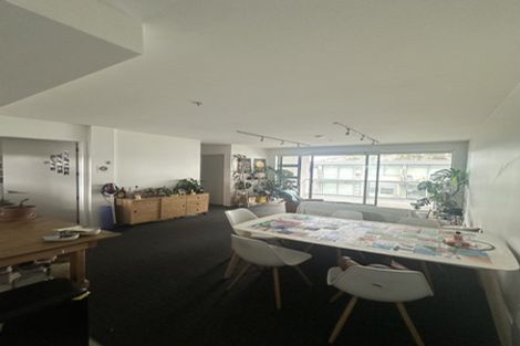 Photo of property in Revolucion Apartments, 402n/28 Torrens Terrace, Mount Cook, Wellington, 6011