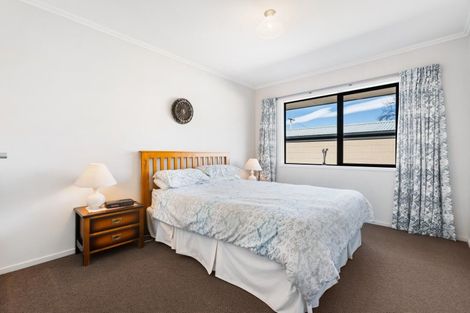 Photo of property in 42 Whitby Street, Clyde, 9330