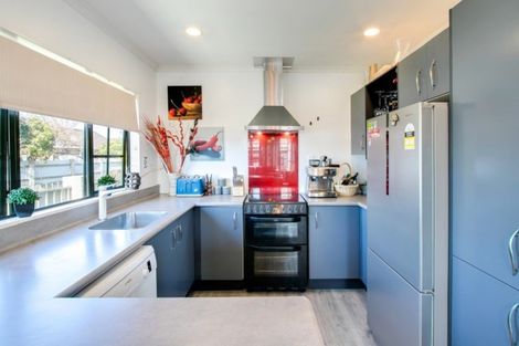 Photo of property in 1/2 Spriggs Crescent, Greenmeadows, Napier, 4112