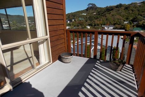 Photo of property in 102a Parkvale Road, Karori, Wellington, 6012