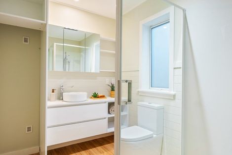 Photo of property in 340b Fergusson Drive, Heretaunga, Upper Hutt, 5018