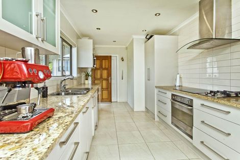 Photo of property in 14 Holland Road, Hillcrest, Auckland, 0627