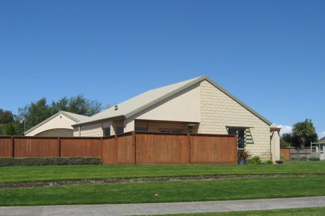 Photo of property in 6 Thornley Place, Woodend, 7610