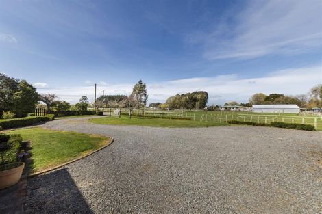 Photo of property in 93 Trickers Road, Bulls, 4818