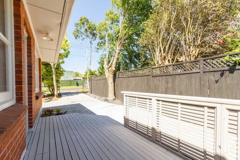 Photo of property in 11 Rewa Street, New Lynn, Auckland, 0600