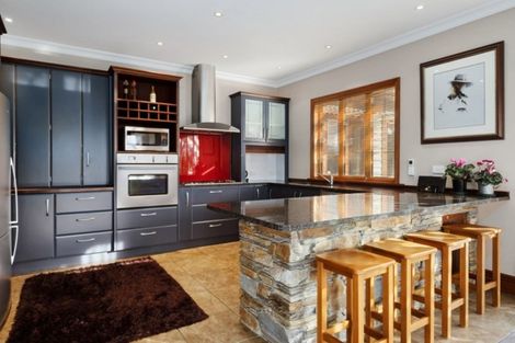 Photo of property in 32 Old Station Avenue, Wanaka, 9305