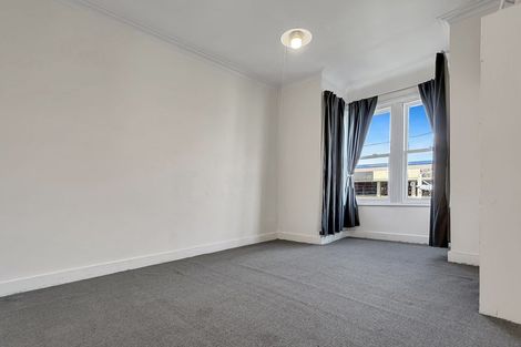 Photo of property in 73 Oxford Street, Levin, 5510