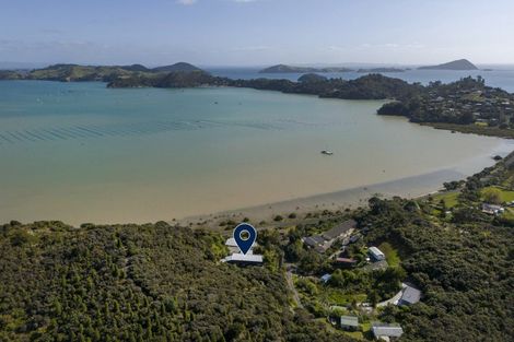 Photo of property in 90 Harbour View Road, Coromandel, 3581