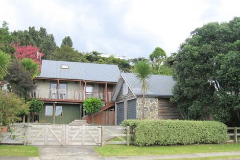 Photo of property in 107 Park Avenue, Whangamata, 3620