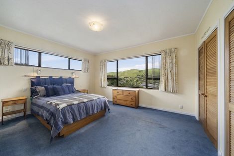 Photo of property in 2 Puketai Place, Pukerua Bay, 5026