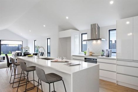 Photo of property in 94 Sarabande Avenue, Redwood, Christchurch, 8051