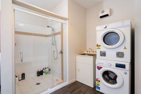 Photo of property in 101 Oxford Street, South Dunedin, Dunedin, 9012