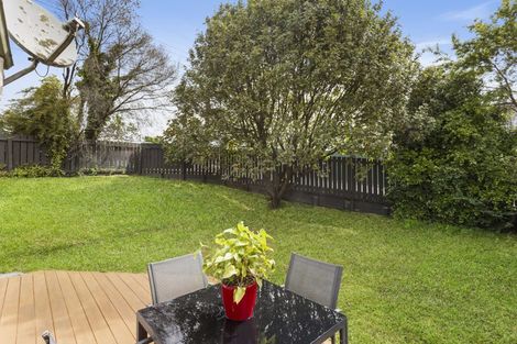 Photo of property in 1/351 West Coast Road, Glen Eden, Auckland, 0602