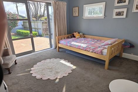 Photo of property in 26 Dominion Avenue, Spreydon, Christchurch, 8024