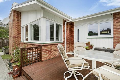 Photo of property in 5 Surrey Street, Tawa, Wellington, 5028