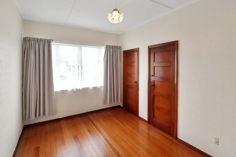 Photo of property in 17 Hall Crescent, Epuni, Lower Hutt, 5011