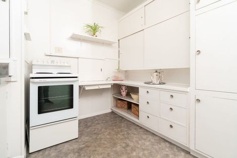Photo of property in 134 Wellington Road, Paekakariki, 5034