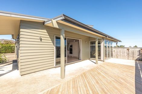 Photo of property in 4 Lithgow Drive, Otamatea, Whanganui, 4500