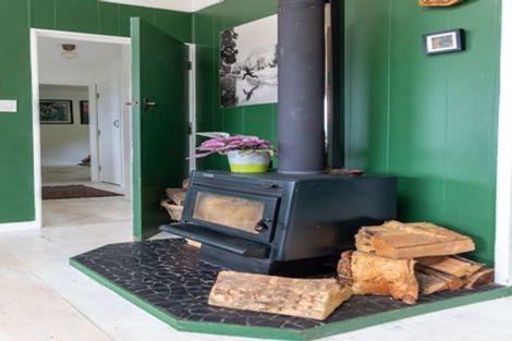 Photo of property in 2/104 Tosswill Road, Tahunanui, Nelson, 7011