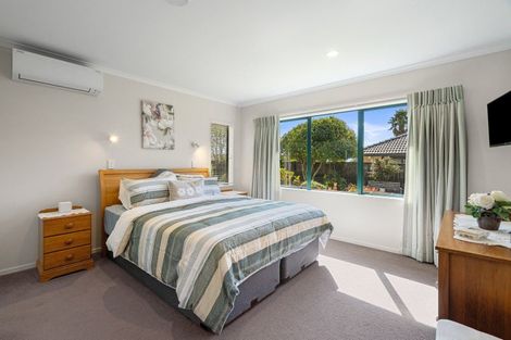 Photo of property in 5 Mahonia Place, Pyes Pa, Tauranga, 3112