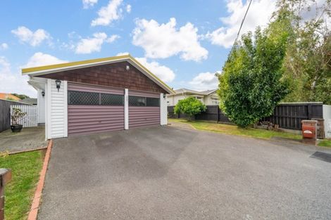 Photo of property in 177 Waiwhetu Road, Waterloo, Lower Hutt, 5011