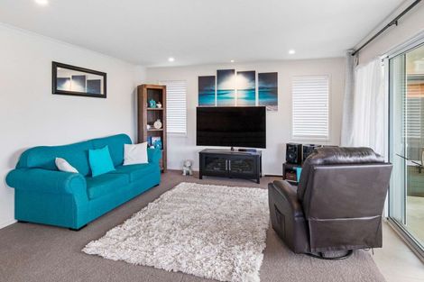 Photo of property in 2 Leet Crescent, Papamoa Beach, Papamoa, 3118