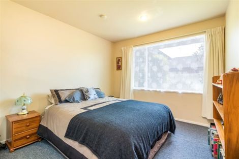 Photo of property in 4 Parkinson Place, Woodend, 7610