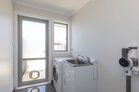 Photo of property in 96 Mount Taylor Drive, Feilding, 4775