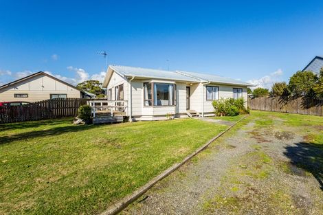 Photo of property in 10 Campbell Avenue, Paraparaumu, 5032