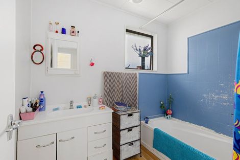 Photo of property in 27 Foster Crescent, Snells Beach, 0920